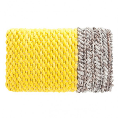 подушка plait yellow от gan в Ставрополе